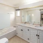 בית נופש Moradia Olhos De Agua - 3 Quartos - 6 Camas