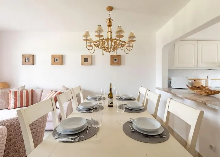 Moradia Olhos De Agua - 3 Quartos - 6 Camas 펜션 *